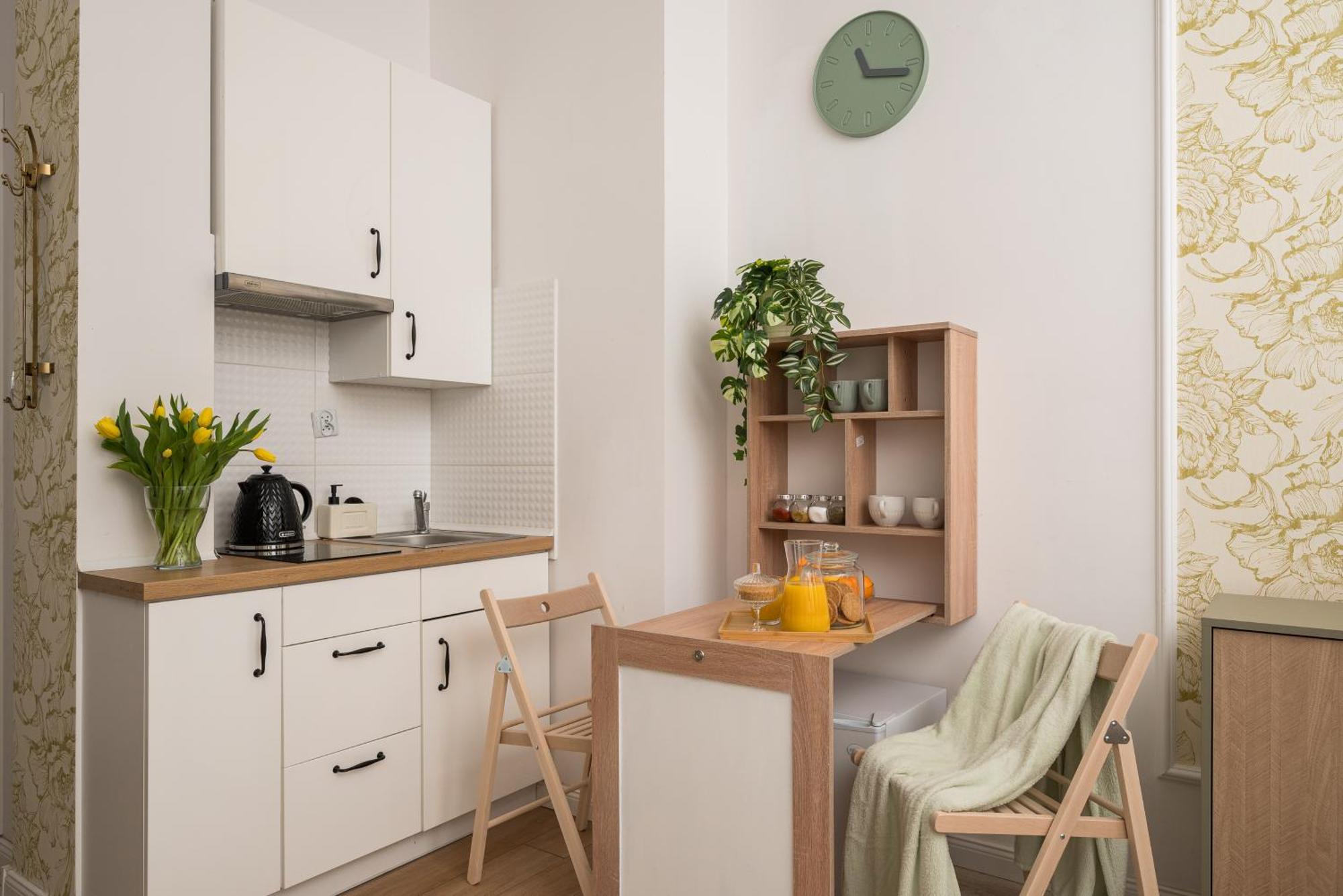 Green Oasis Charming Loft In A Historic Warsaw Tenement House 900 M From Central Station Exteriér fotografie